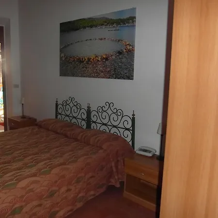 Отель Nettuno 3*